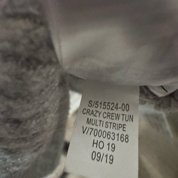 GAP Crazy Stripe Sweater size small - Picture 8 of 8